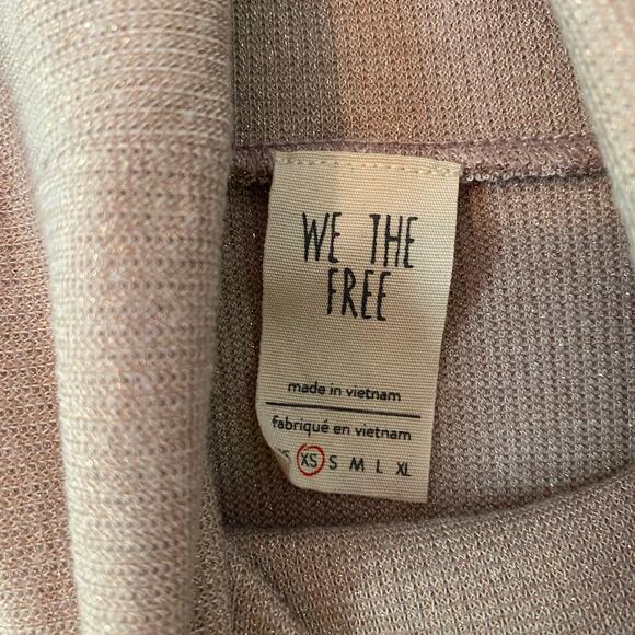 We The Free Cream Tan Shimmer Turtleneck Mockneck Sweater Pullover Women size XS - Picture 3 of 8